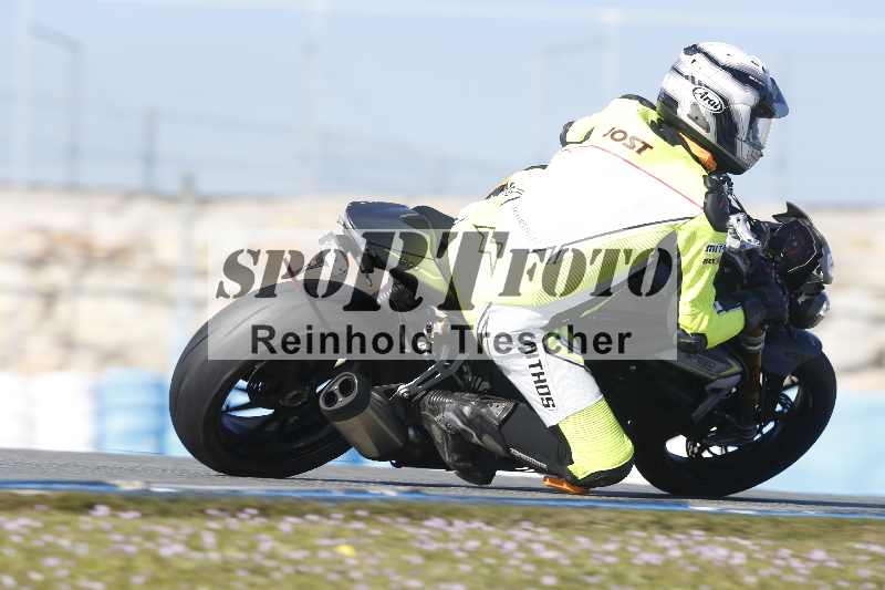 /02 29.01.-02.02.2024 Moto Center Thun Jerez/Gruppe gruen-green/65